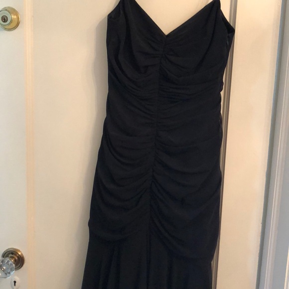 Evening gown - Picture 2 of 4